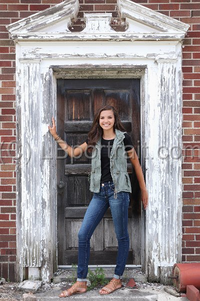 IMG_4967_S17EmilyRLb 4x6.jpg